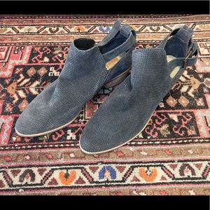 Dolce Vita Katch Perforated Ankle Booties (9.5)